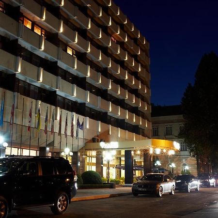 Codru Hotel Chisináu Exterior foto