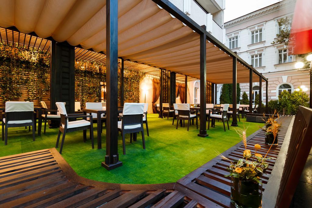 Codru Hotel Chisináu Exterior foto